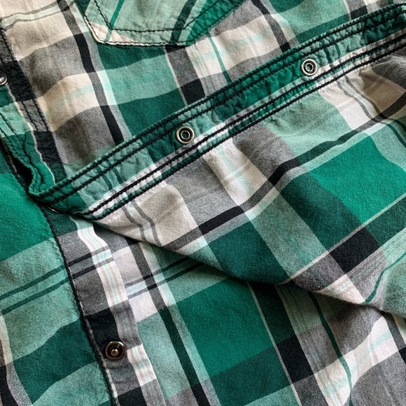 Route 66 Green Plaid With Snap Button Down Front - Picture 8 of 10
